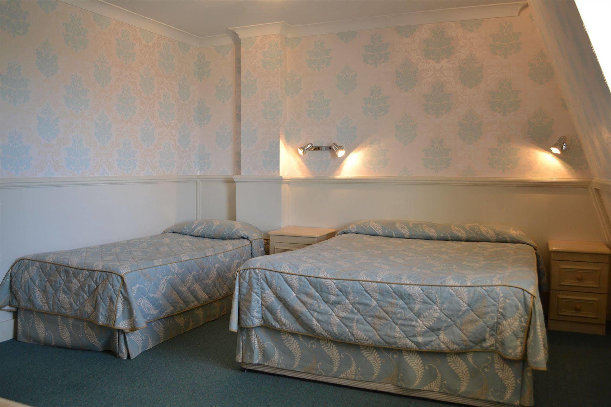 Garden Court Hotel Лондон Екстериор снимка