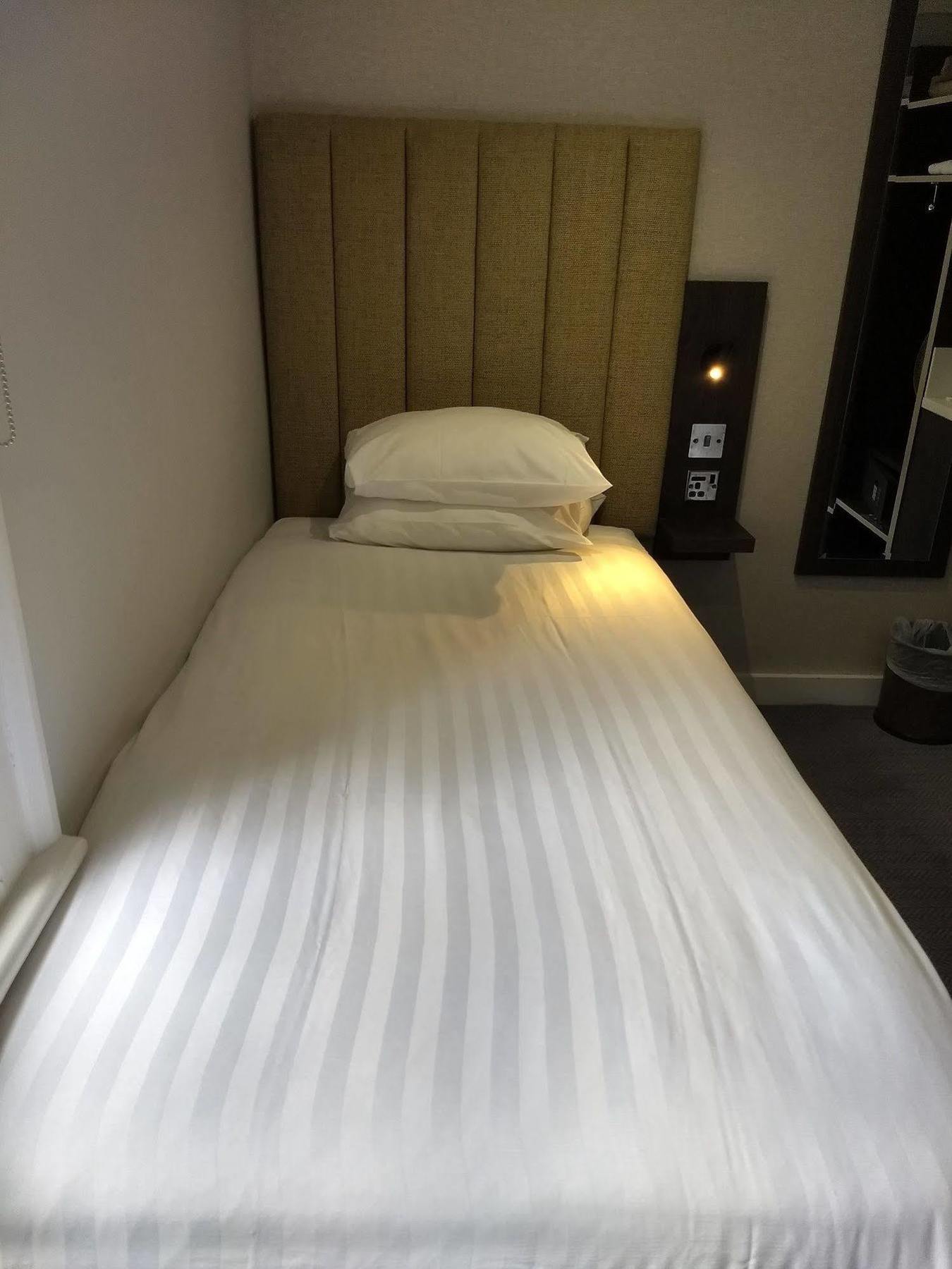 Garden Court Hotel Лондон Екстериор снимка