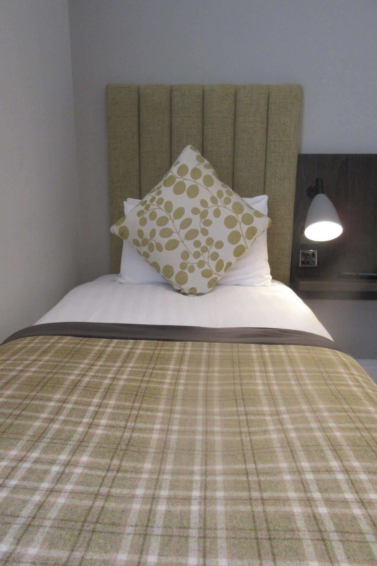 Garden Court Hotel Лондон Екстериор снимка
